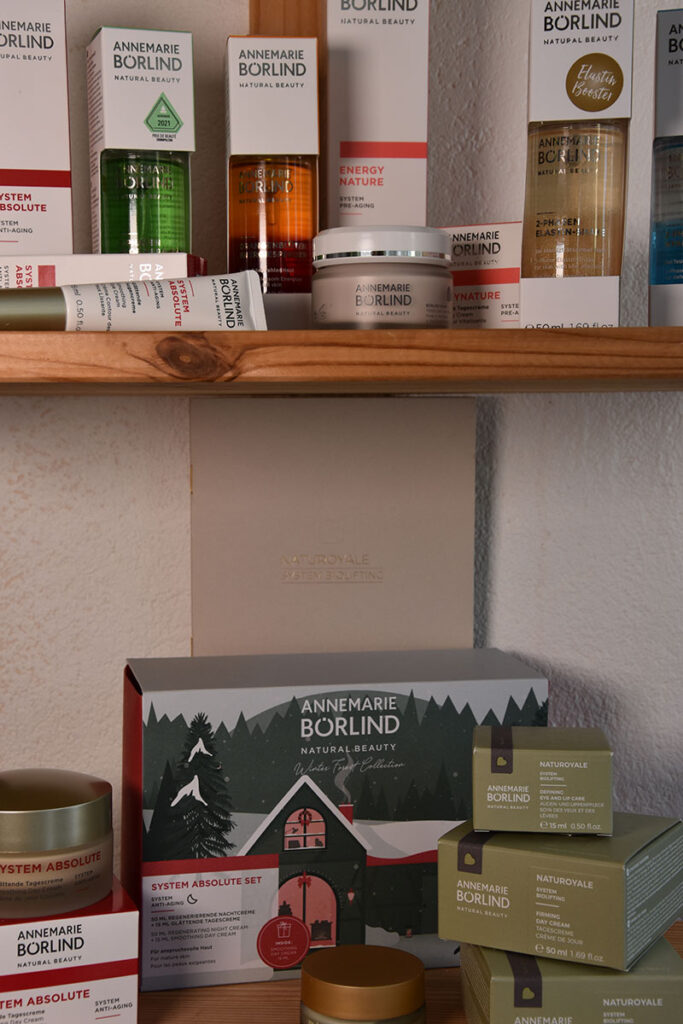 Annemarie Börlind Naturkosmetik im Regal – wissenschaftlich fundierte Pflege mit natürlichen Wirkstoffen im Naturladen Bad Gastein.